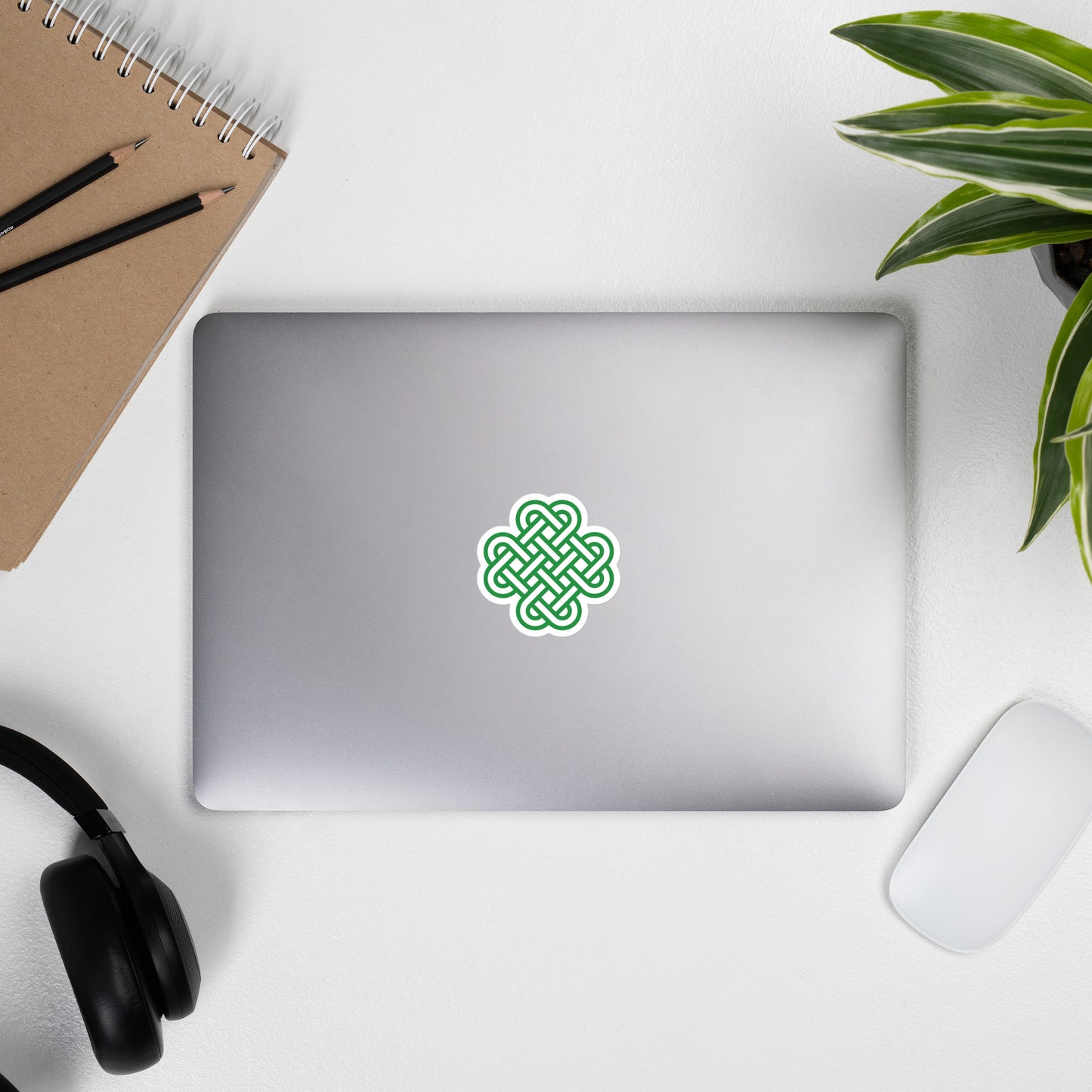Celtic knot bubble-free sticker